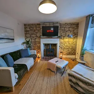  Holiday home Rush Hill - With Parking For 2 Cars